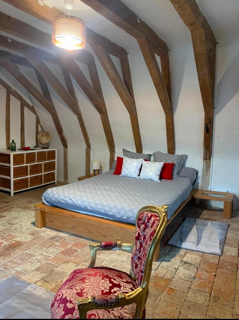 La Grange D Ave Hotel Luynes  Kültér fotó